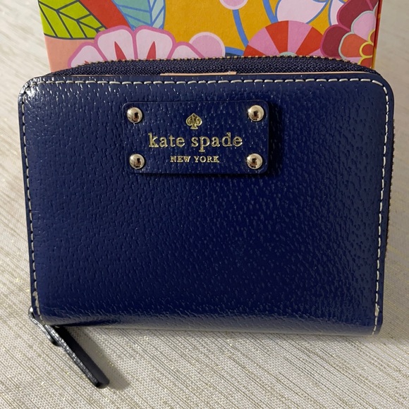 kate spade Handbags - Navy Blue kate spade NWOT Wallet